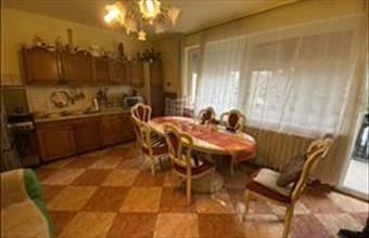 Eladó Budapest XV. kerületi ikerház hirdetés (42893423)