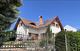 Eladó Balatonfüredi családi ház hirdetés (92591399)