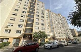 Eladó Székesfehérvári panel lakás hirdetés (74431989)