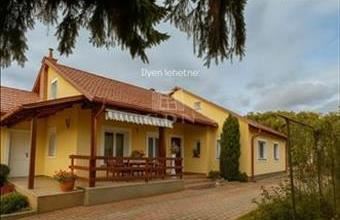 Eladó Tordasi családi ház hirdetés (95796499)