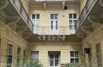 Eladó Budapest VI. kerületi tégla lakás hirdetés (54474646)