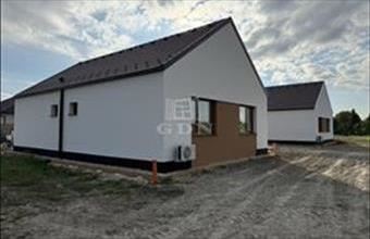 Eladó Székesfehérvári családi ház hirdetés (44367387)