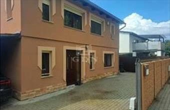 Eladó Bajai hétvégi ház hirdetés (63944954)