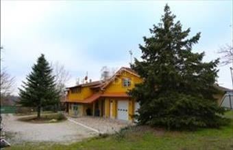 Eladó Tárnoki családi ház hirdetés (42778327)