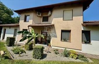 Eladó Pilisvörösvári családi ház hirdetés (37344758)