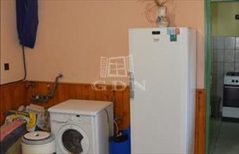 Eladó Sántosi telephely hirdetés (79349273)