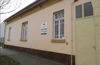 Eladó Bajai családi ház hirdetés (92363575)