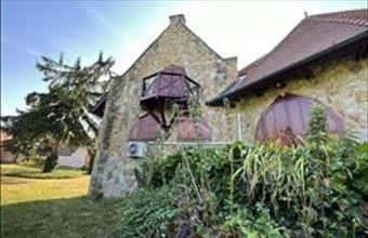 Eladó Solymári családi ház hirdetés (97448336)