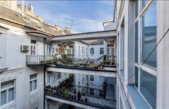 Eladó Budapest V. kerületi tégla lakás hirdetés (49389352)