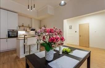 Eladó Budapest VI. kerületi tégla lakás hirdetés (33355233)