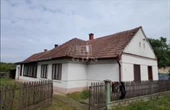 Eladó Szőcei családi ház hirdetés (36334489)