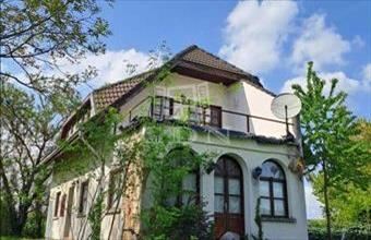 Eladó Balatonkenesei családi ház hirdetés (37933177)