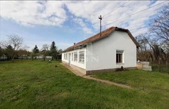 Eladó Hajdúszoboszlói családi ház hirdetés (24977372)