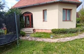 Eladó Gödöllői családi ház hirdetés (33882549)