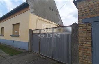 Eladó Nagybaracskai családi ház hirdetés (82179993)