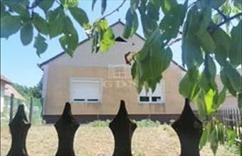 Eladó Szentpéterúri családi ház hirdetés (45341899)