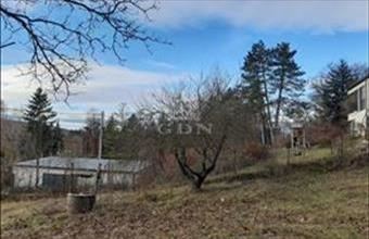 Eladó Remeteszőlősi lakóövezeti telek hirdetés (18873637)