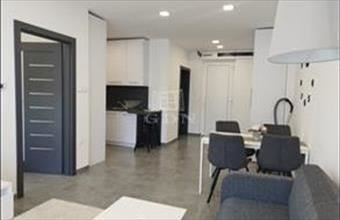 Kiadó Komáromi tégla lakás hirdetés (74158722)