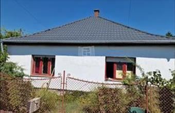 Eladó Nagykátai családi ház hirdetés (33739567)