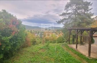 Eladó Csobánkai lakóövezeti telek hirdetés (64737727)