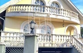 Eladó Budaörsi családi ház hirdetés (19775217)