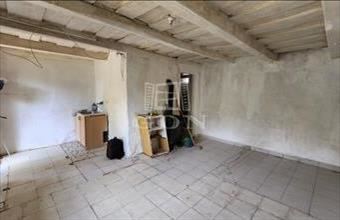 Eladó Gyöngyössolymosi házrész hirdetés (21339553)