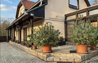 Eladó Bocskaikerti családi ház hirdetés (23615634)