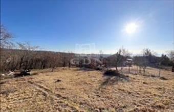 Eladó Sukorói lakóövezeti telek hirdetés (33992395)