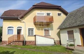 Eladó Balatongyöröki családi ház hirdetés (97543336)