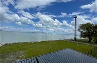 Eladó Balatonmáriafürdői tégla lakás hirdetés (43474474)