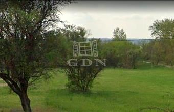 Eladó Velencei lakóövezeti telek hirdetés (82193932)