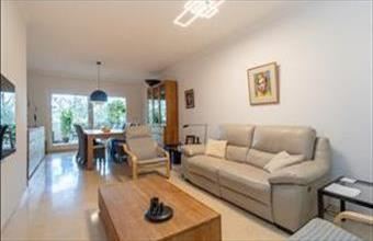 Eladó Spanyolországi tégla lakás hirdetés (54776397)