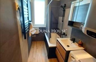 Eladó Budapest IV. kerületi csúsztatott zsalus lakás hirdetés (44399761)