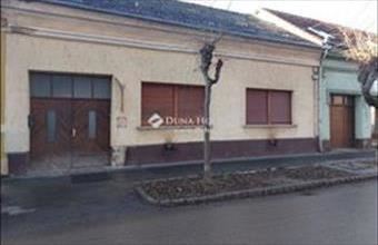Eladó Váci családi ház hirdetés (62243375)