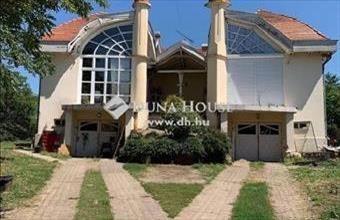 Eladó Fóti családi ház hirdetés (32677431)