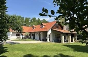 Eladó Vértesacsai családi ház hirdetés (94889445)