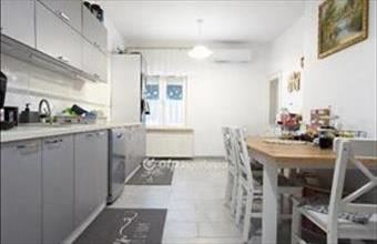 Eladó Noszlopi családi ház hirdetés (81598674)