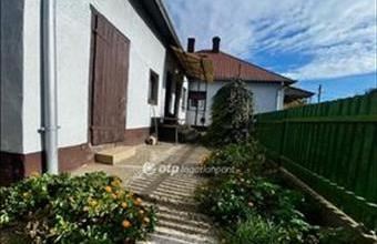 Eladó Nagyhegyesi családi ház hirdetés (86539923)