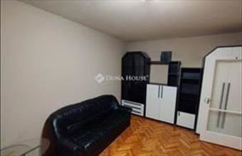 Eladó Szegedi panel lakás hirdetés (63532733)