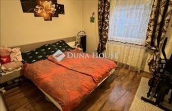 Eladó Veszprémi családi ház hirdetés (34234239)