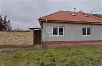 Eladó Bajai ikerház hirdetés (24137714)