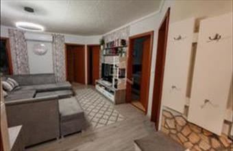 Eladó Péceli ikerház hirdetés (24369523)