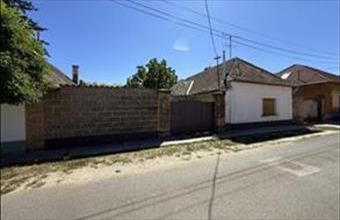 Eladó Tolnai családi ház hirdetés (79132242)