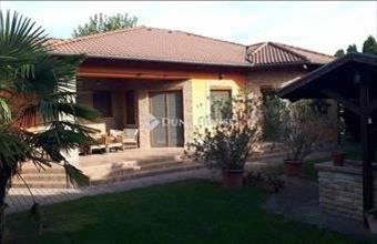 Eladó Vecsési családi ház hirdetés (49753643)