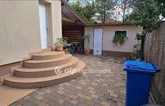 Eladó Debreceni családi ház hirdetés (39359899)