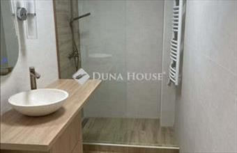 Eladó Pécsi panel lakás hirdetés (96774432)