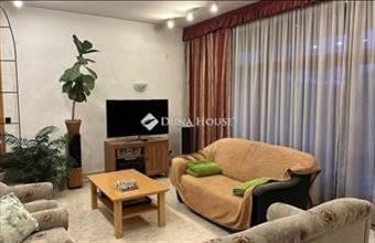 Eladó Budapest II. kerületi családi ház hirdetés (69373337)