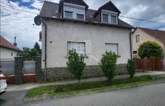 Eladó Sárvári családi ház hirdetés (54328524)