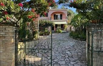 Eladó Görögországi családi ház hirdetés (85356748)