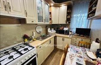 Eladó Nyíregyházai csúsztatott zsalus lakás hirdetés (77334423)